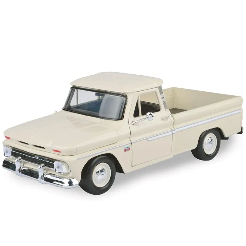 MotorMax American Classics 1966 Chevy C10 Fleetside Pickup Hvit Skala 1:24